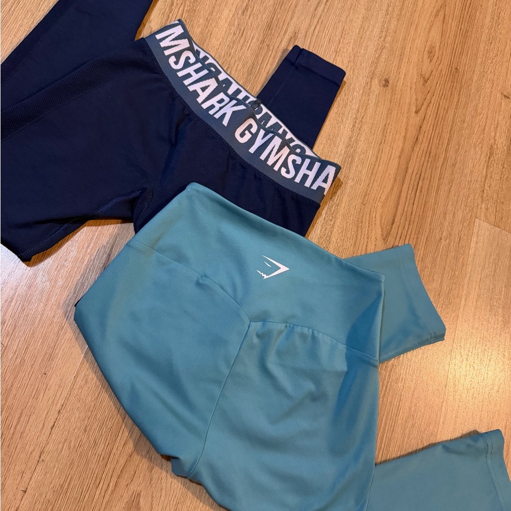 Gymshark Kids Leggings in Navy and Light Blue